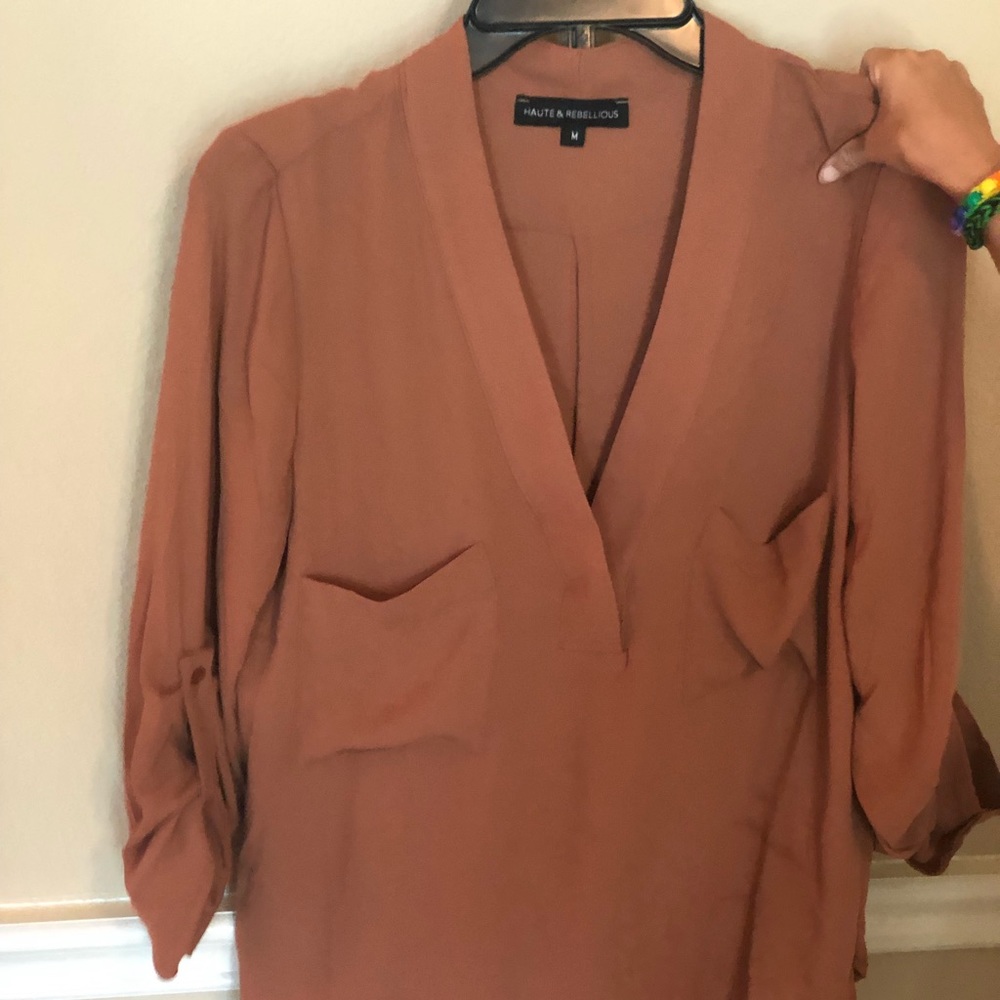 Light weight brown top -never worn